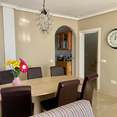 In With Private Pool And Sea View Villa Nerja