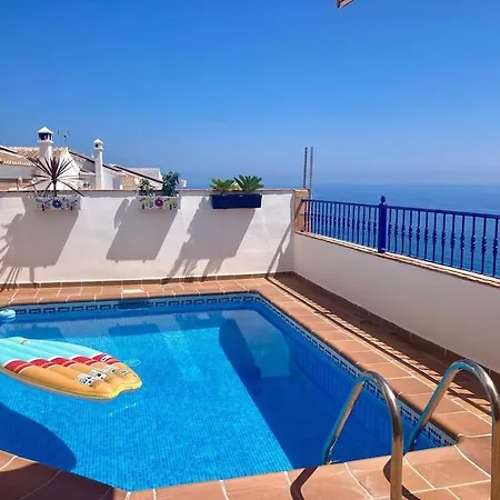 In With Private Pool And Sea View