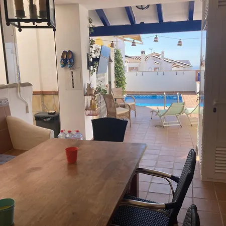 In With Private Pool And Sea View *