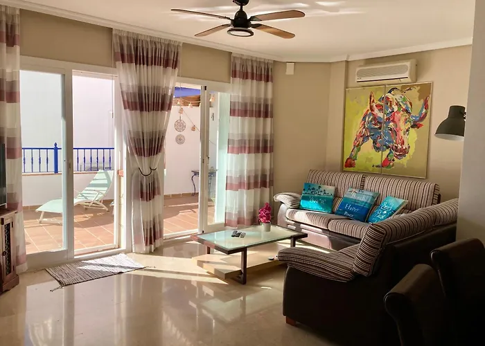 In With Private Pool And Sea View * Nerja