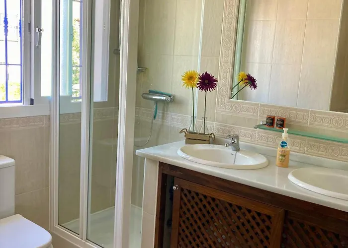 In With Private Pool And Sea View Villa