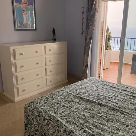 In With Private Pool And Sea View